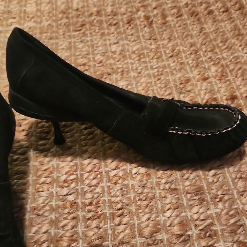Vintage Y2k Bakers Black Suede Kitten Heels with Silver Buckle - Picture 5 of 10